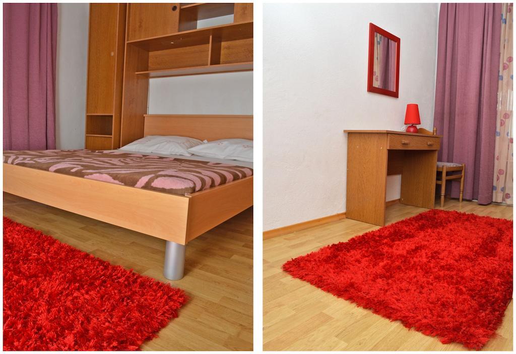 Apartments Luciano Сегет Враница Стая снимка